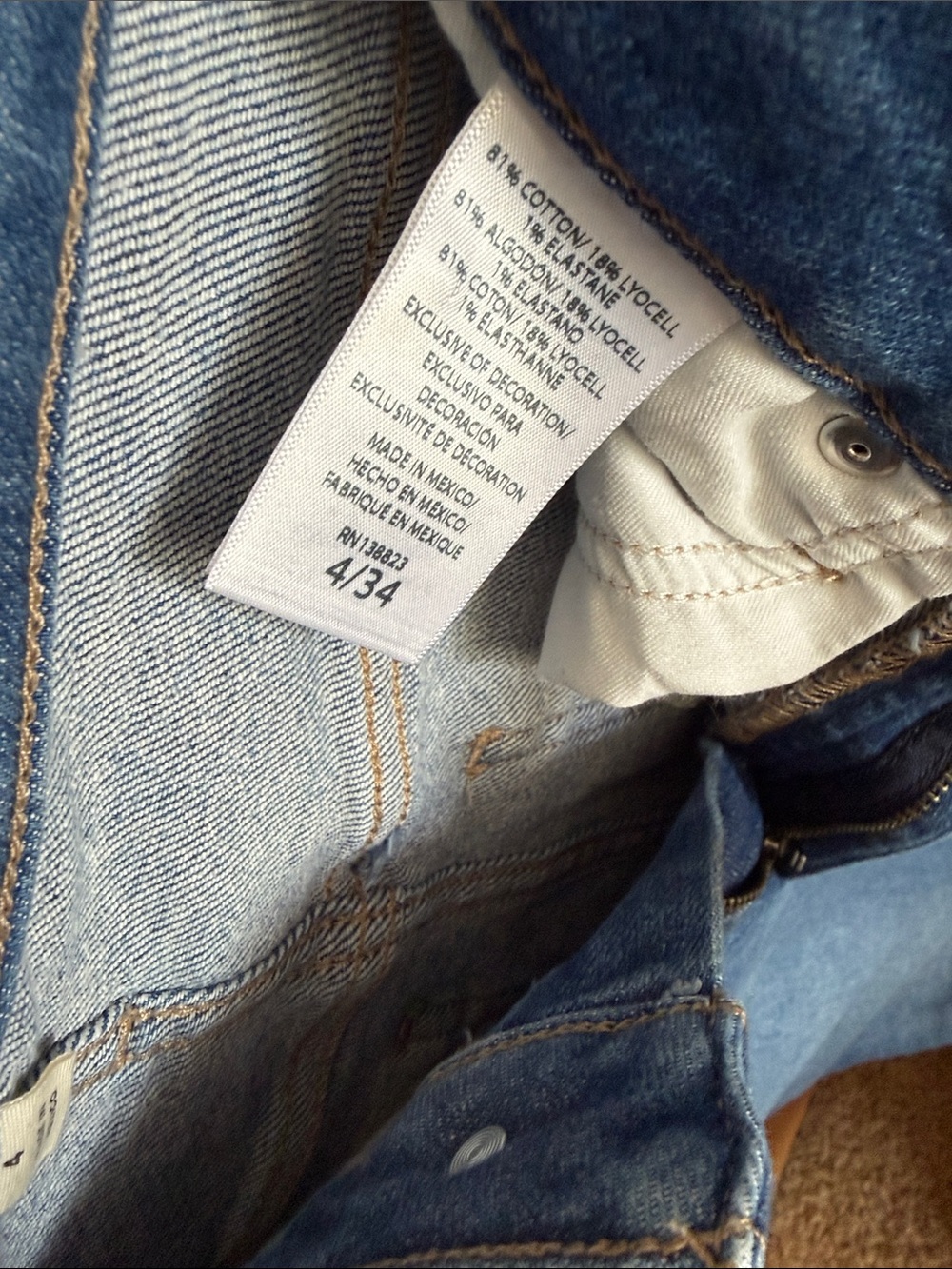 Idyllwind Medium Blue High-Rise Flare Jeans - Picture 2 of 3
